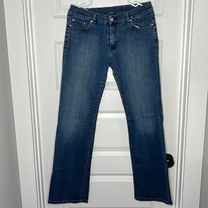 Lacoste light flare jeans sz 42 sz 8